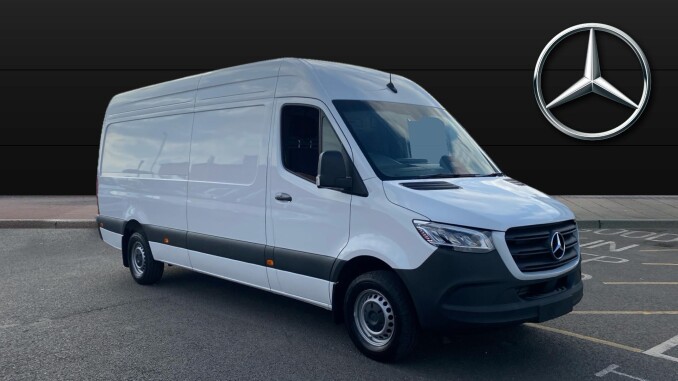 Mercedes-Benz Sprinter 315Cdi L3 Diesel Rwd 3.5t H2 Select Van - Image 1